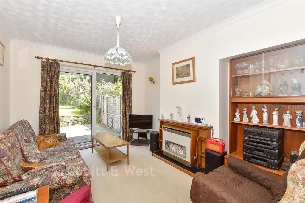 House in Redhill, Earlswood - View 4