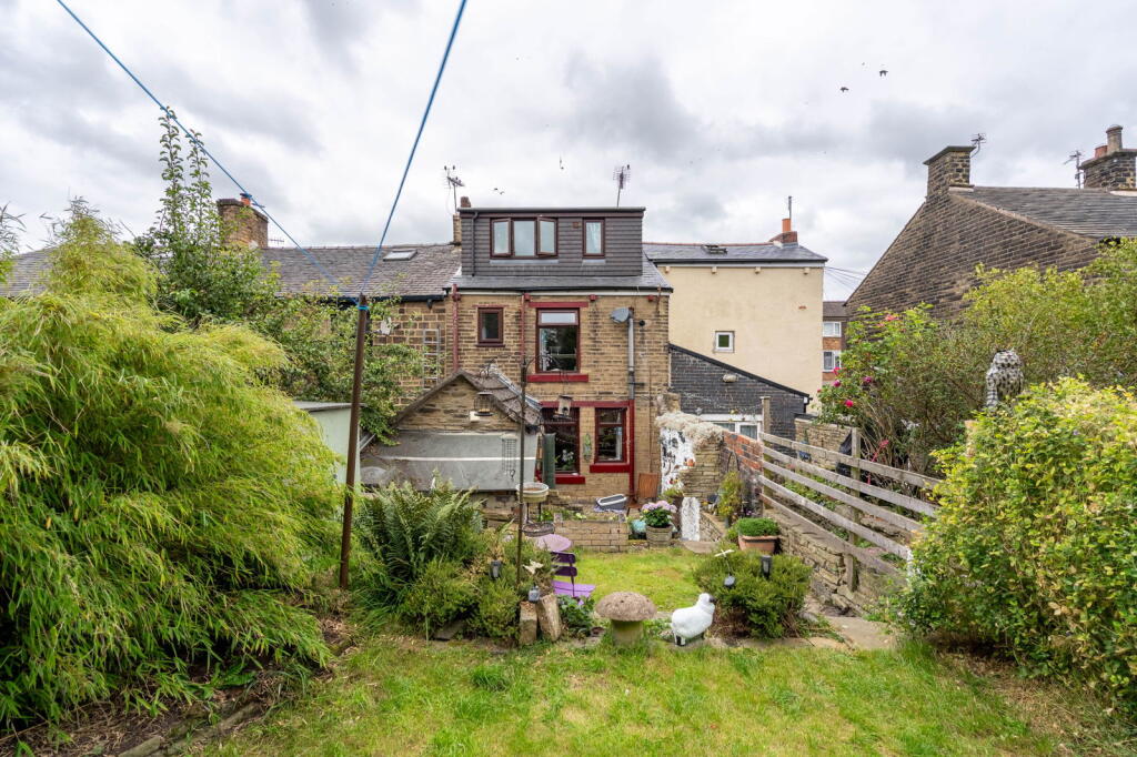 Main image of property: Gladstone Street, Glossop, SK13 8NG