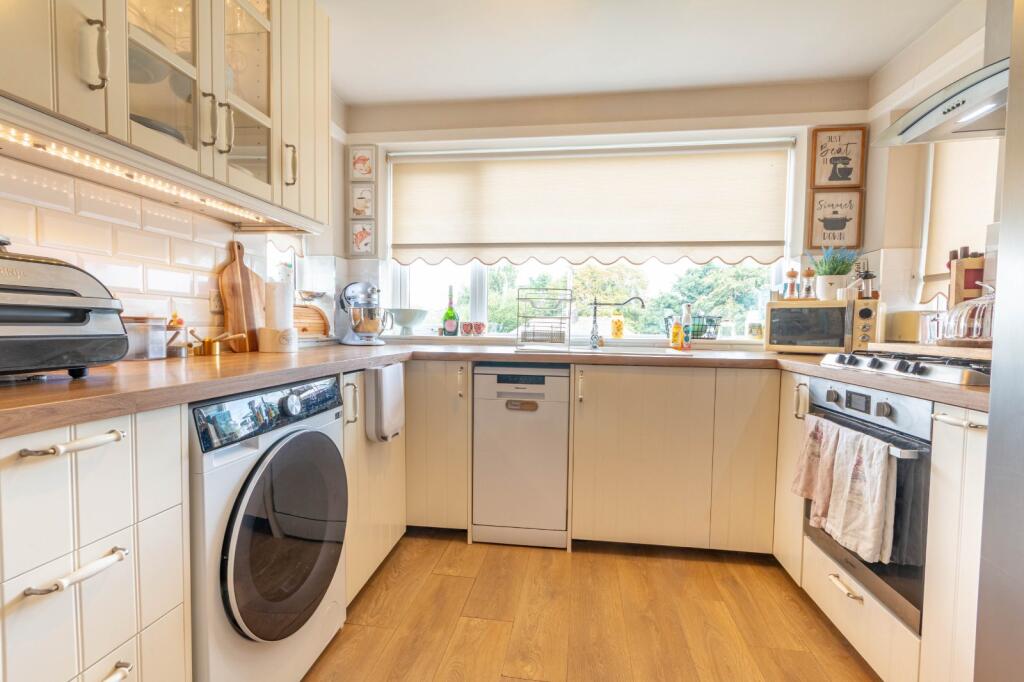 House in Bradford, Wilsden Hill, Wilsden - View 5