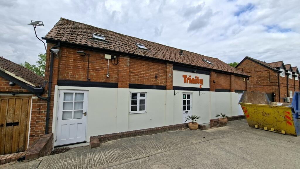 Main image of property: The Old Barn Stubbers Farm, Mountnessing Road, Blackmore, Ingatestone, Essex, CM4