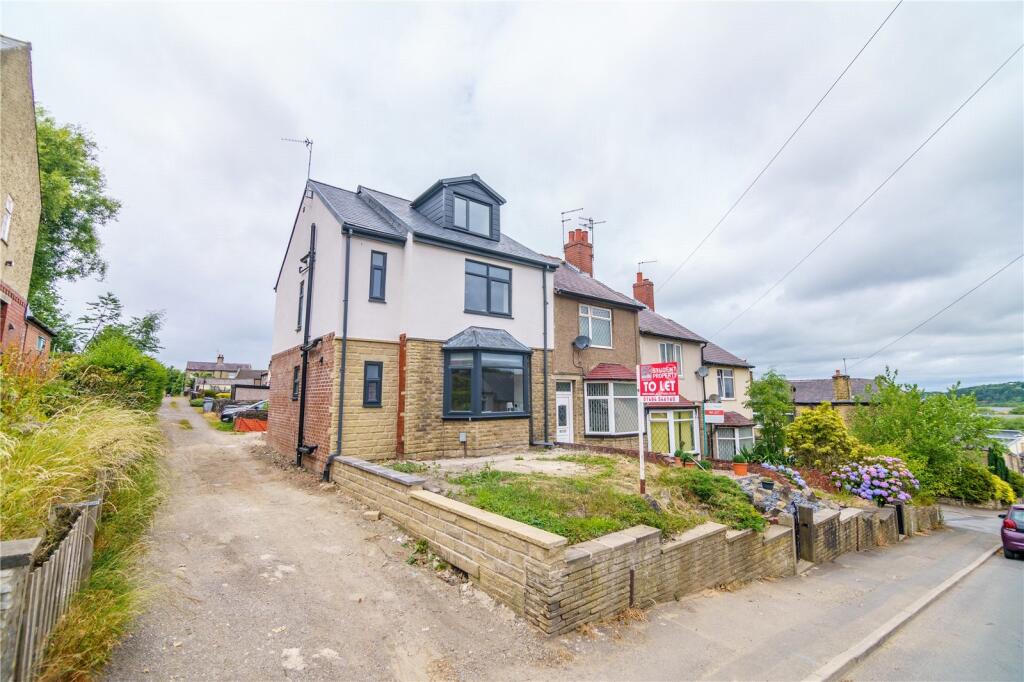 House in Kirklees, West Yorkshire - View 2