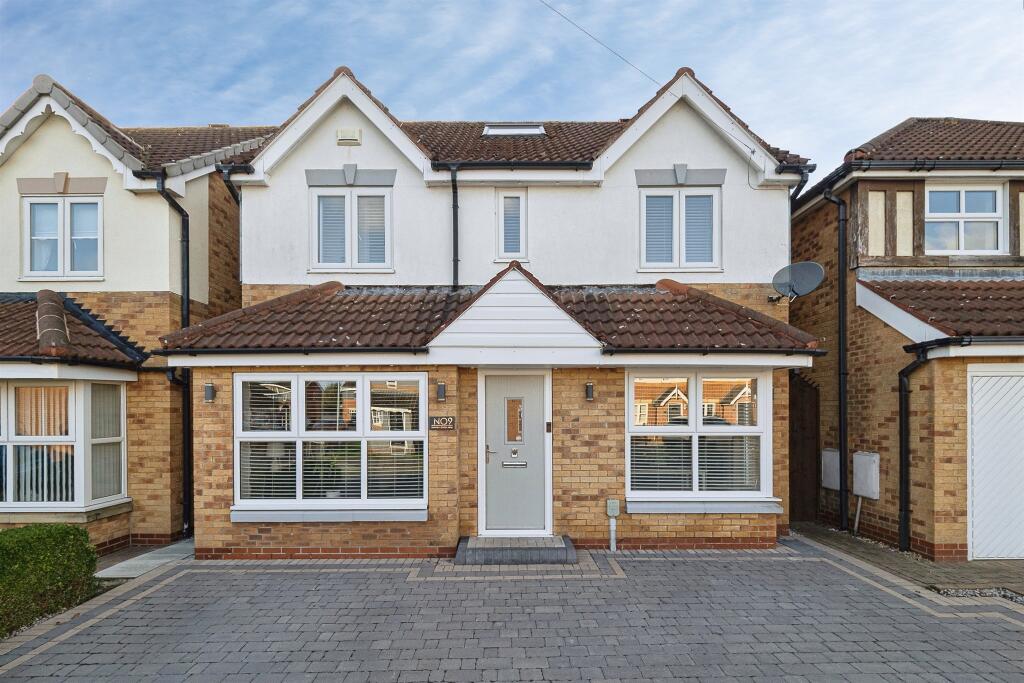 Main image of property: Western Gailes Way, Hull