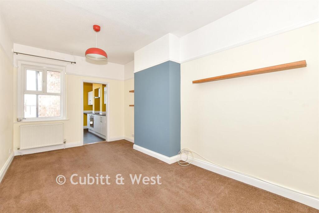 Laburnum Grove, North End, Portsmouth, Hampshire - View 2