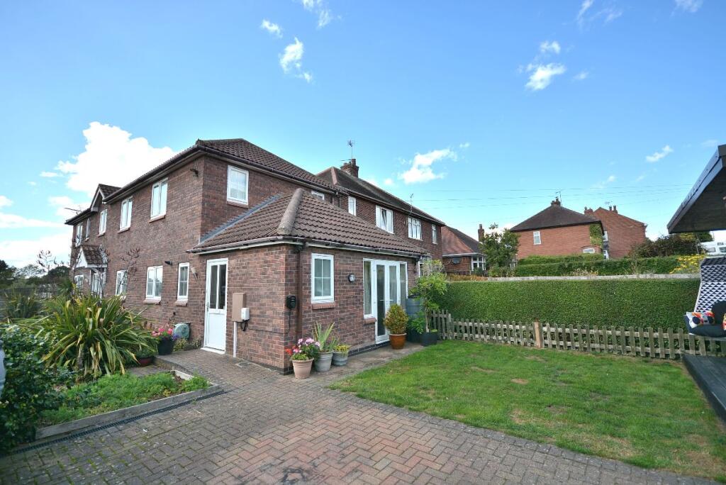 4-bed detached on Nottingham Road, Selston, £425,000