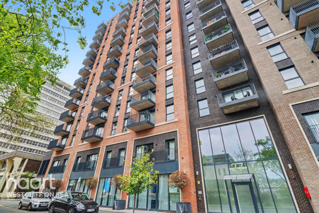 Main image of property: Victoria Avenue, Southend-On-Sea