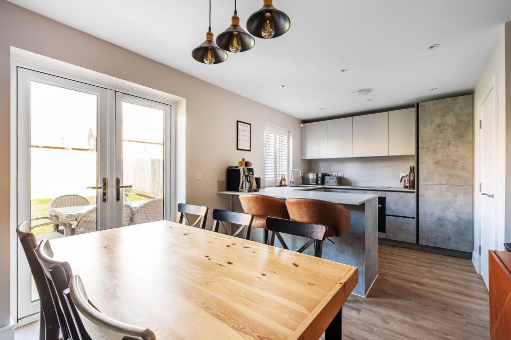 Main image of property: Homebush Green, Matfield, TN12