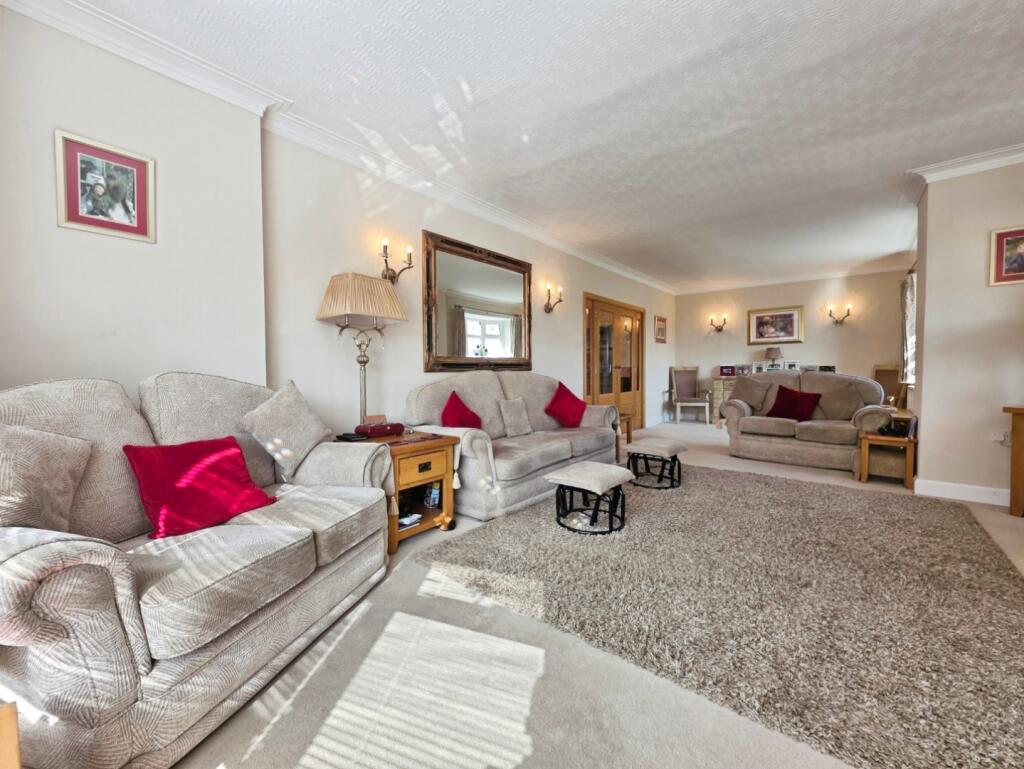 Additional image 6 of Roundwood Road, Baildon, BD17 7JZ