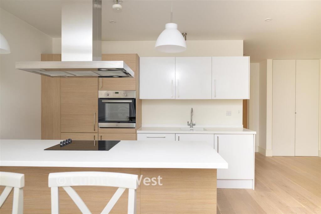 Apartment in Reigate and Banstead, Earlswood - View 5