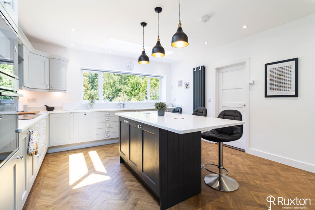 House in Solihull, West Midlands - View 5