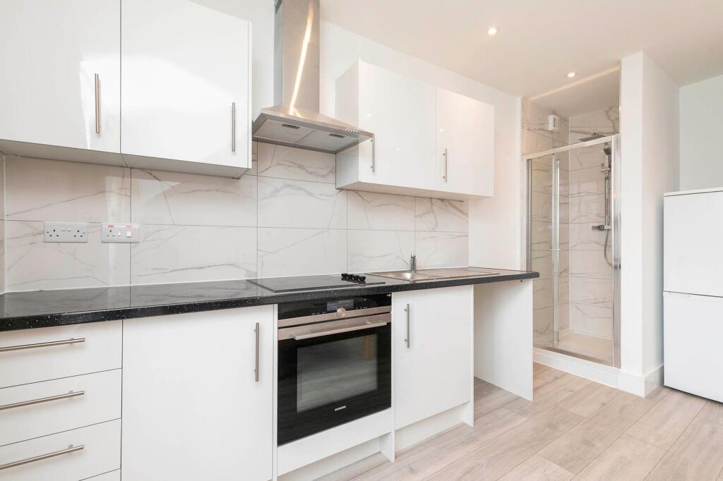 Studio flat for rent