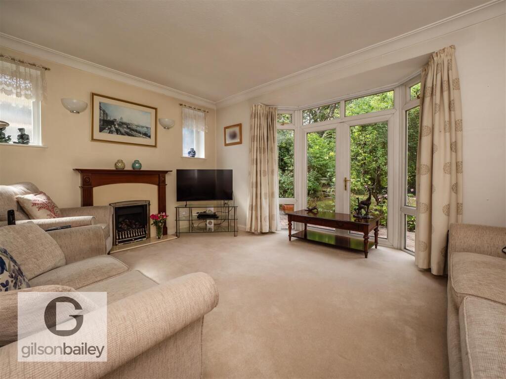 House in Norwich, Earlham Rise - View 4