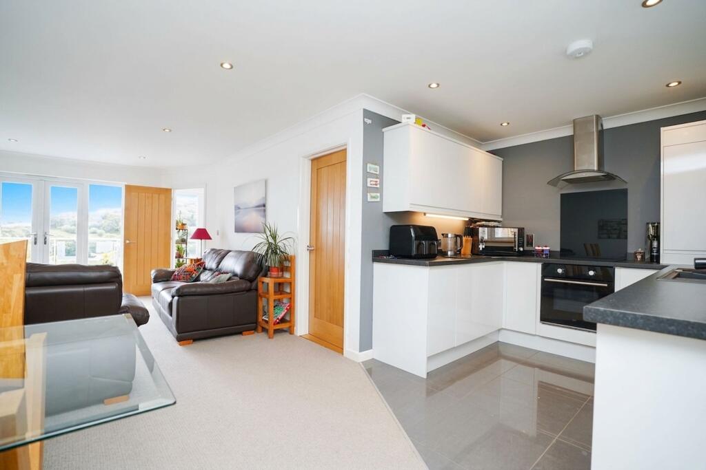 House in Truro - View 4