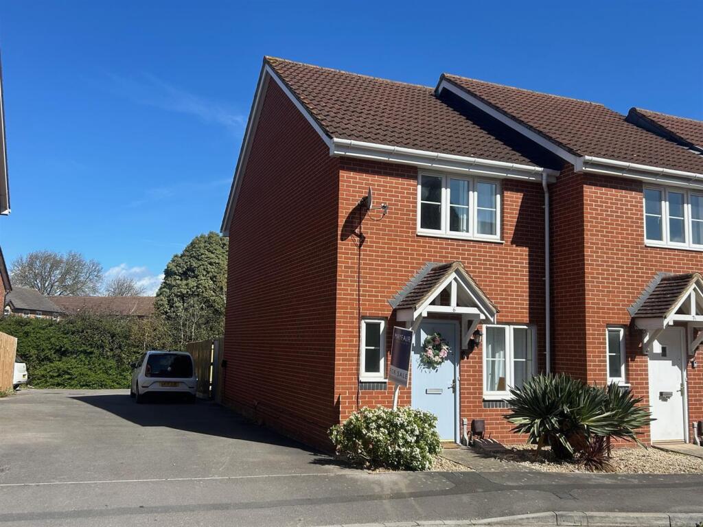 Main image of property: Brunel Way, Yatton, Bristol