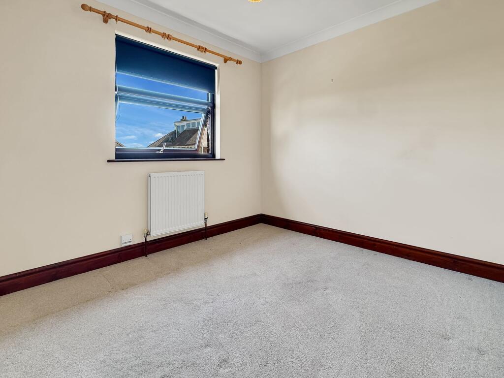 House in Cowes, Isle of Wight - More