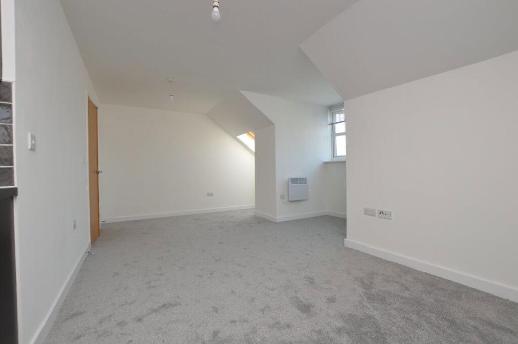 Apartment in Wigan - More