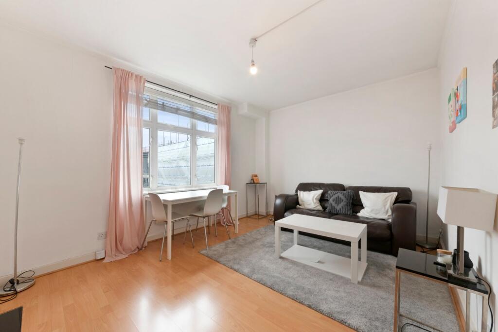 Main image of property: Cliffords Inn,
Fetter Lane, EC4A