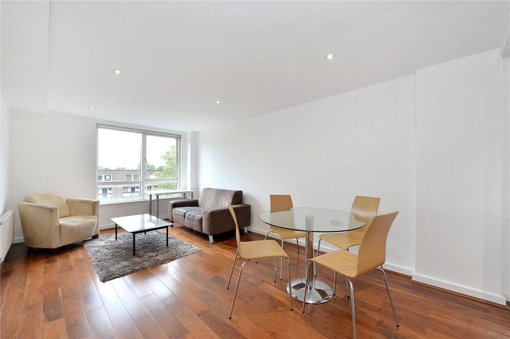 2-bed flat on Hackney Road, Shoreditch, London, E2, £495,000