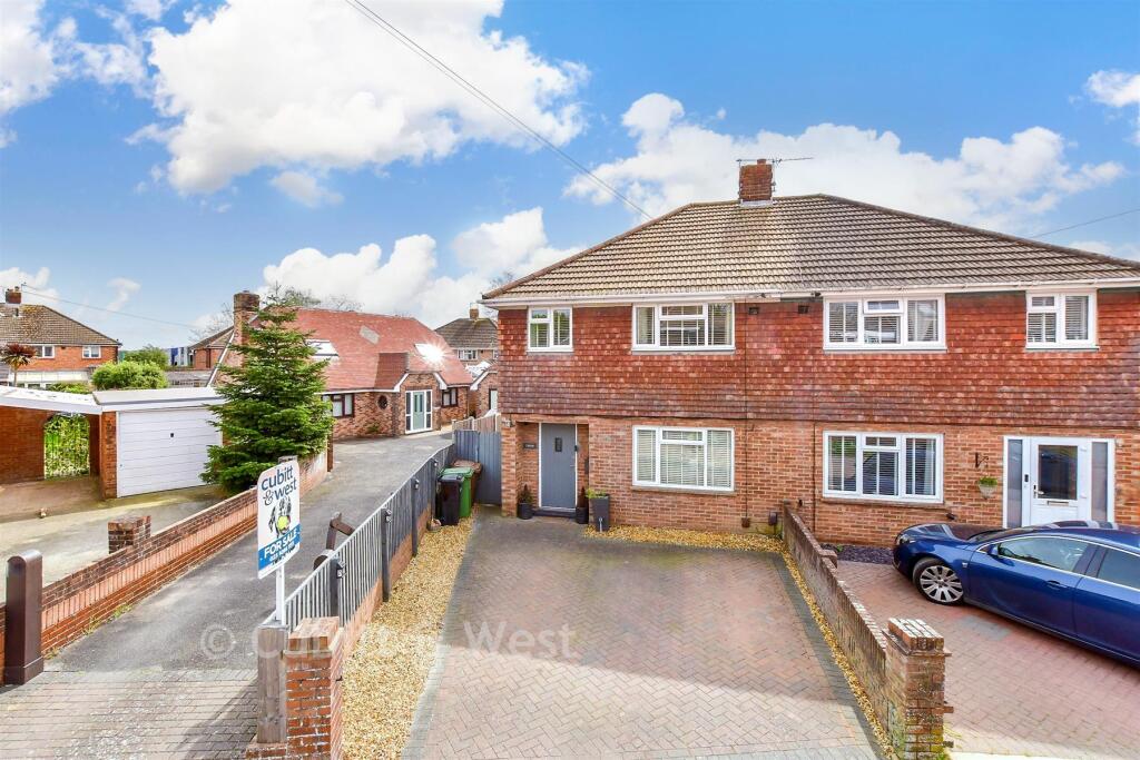 Main image of property: Prinsted Crescent, Portsmouth, Hampshire