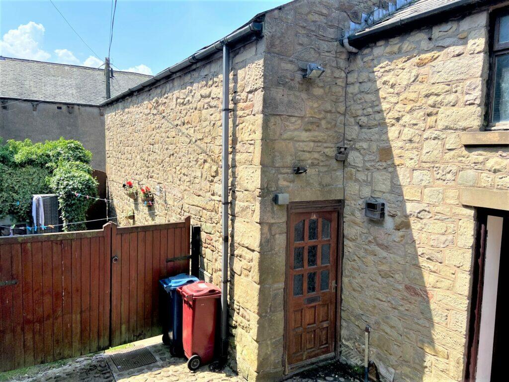 Main image of property: 1a Berry Lane, Longridge, Preston, PR3 3JA