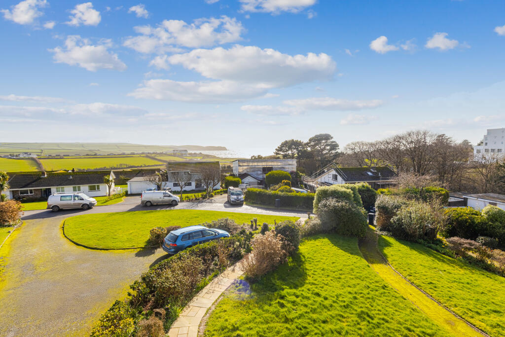 Mead Lane, Thurlestone, Kingsbridge, Devon photo 2