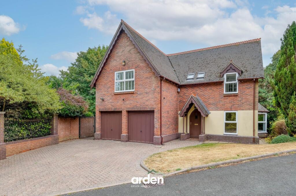 St. Johns Wood, Rednal, B45