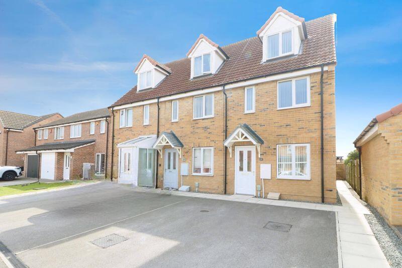 Main image of property: Stable Way, Kingswood