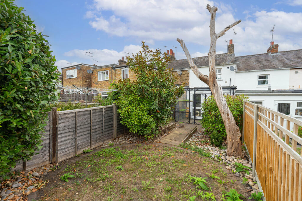 Station Road, Sawbridgeworth, Hertfordshire, CM21 photo 3