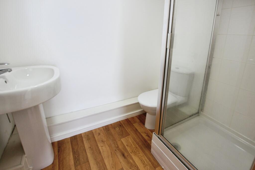 Apartment in Warrington - View 5