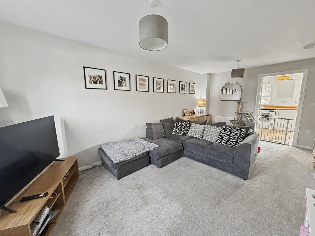 House in Swindon - View 3
