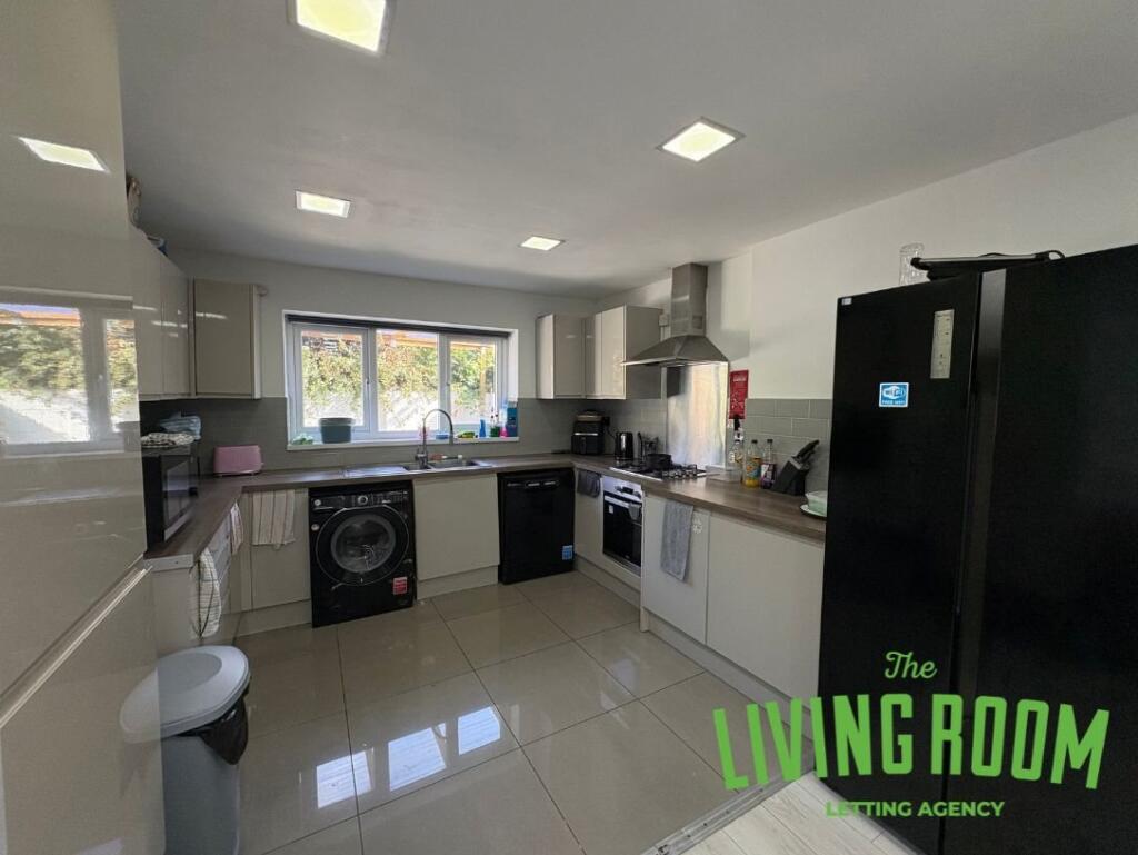 House in Cardiff - View 3