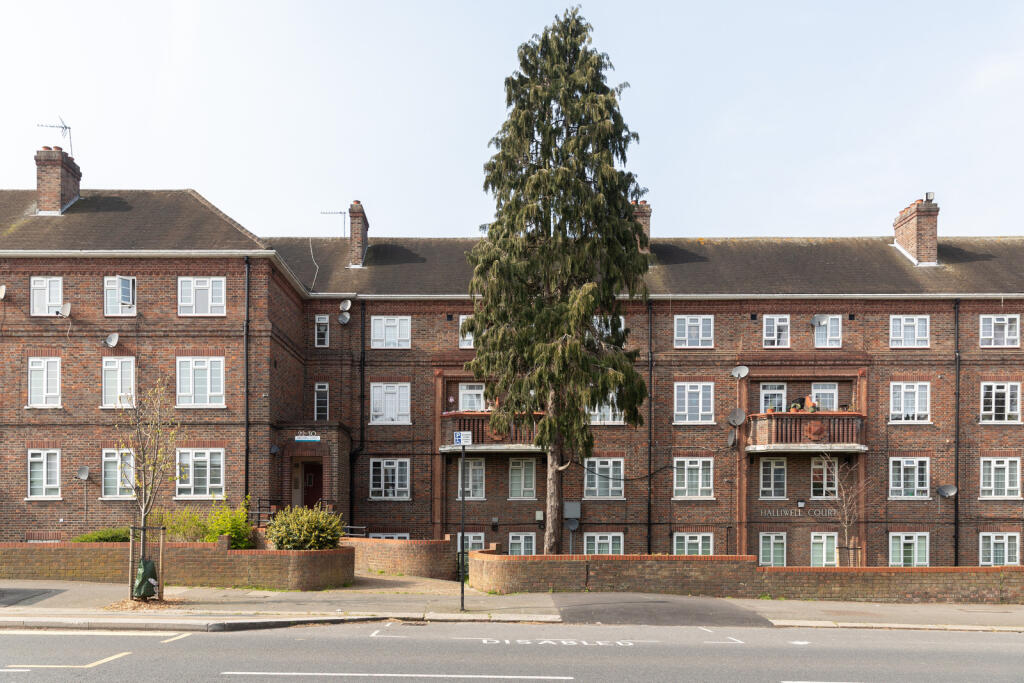 Main image of property: Halliwell Court, London SE22