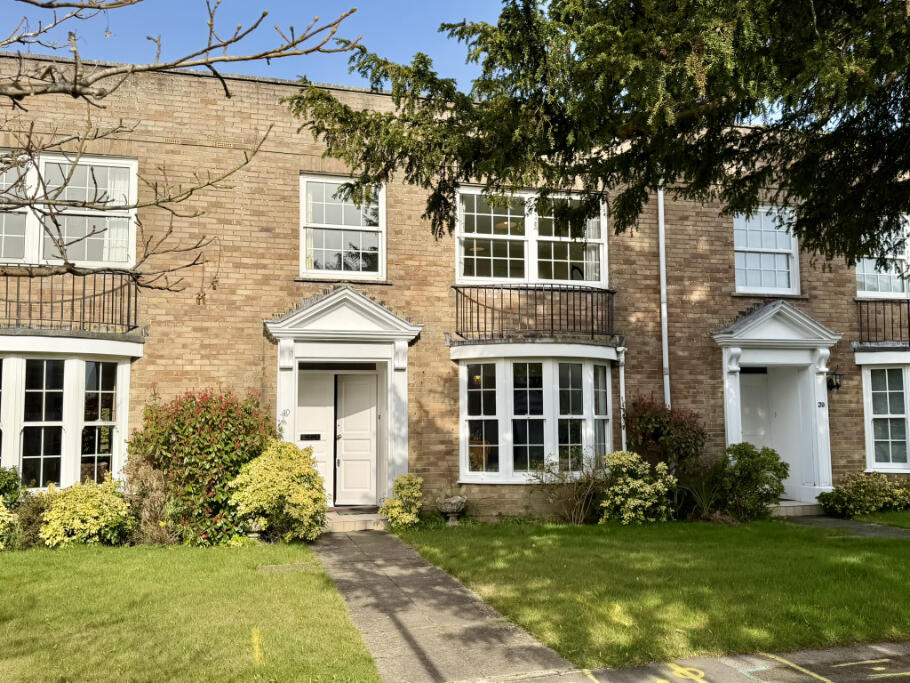 Main image of property: Courtenay Place, Lymington, Hampshire, SO41