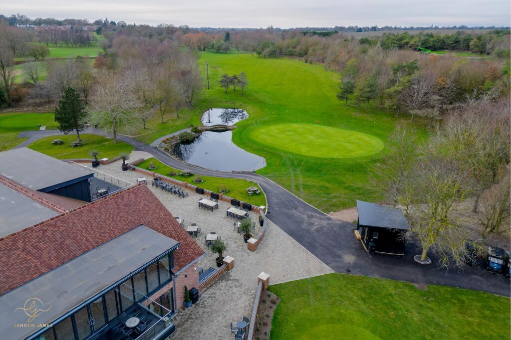 Cambridge Country Club, Toft Road, CB23 photo 3
