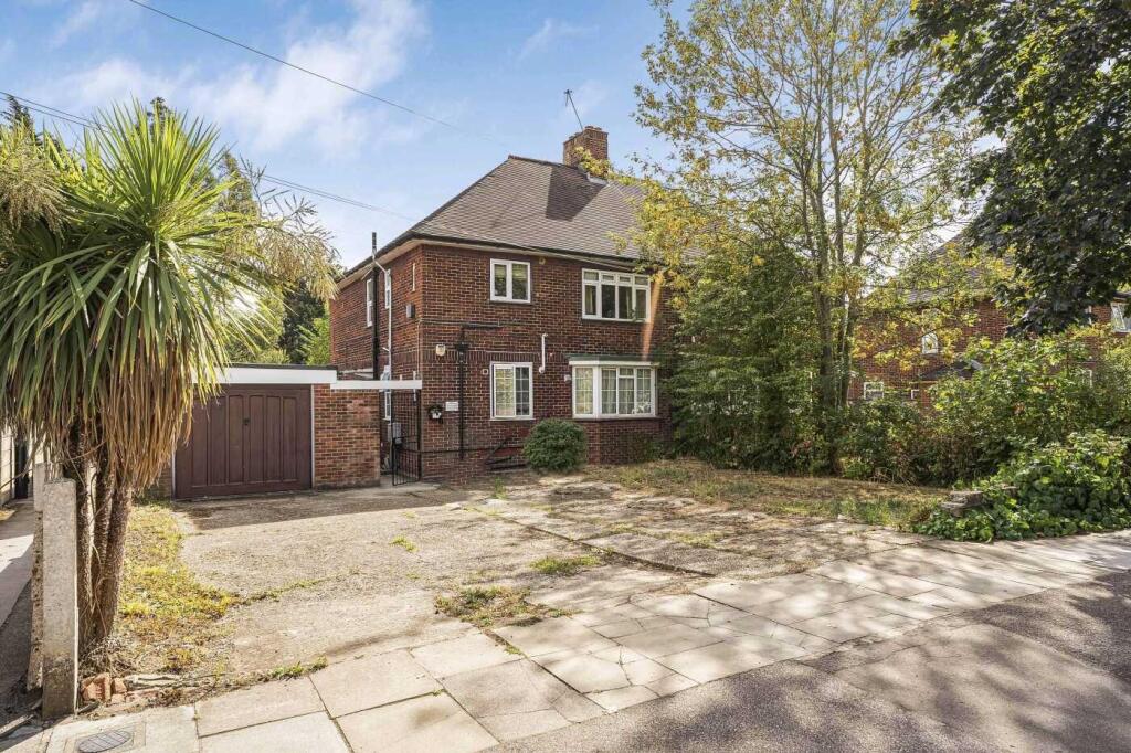 Main image of property: Green Road, Southgate, N14