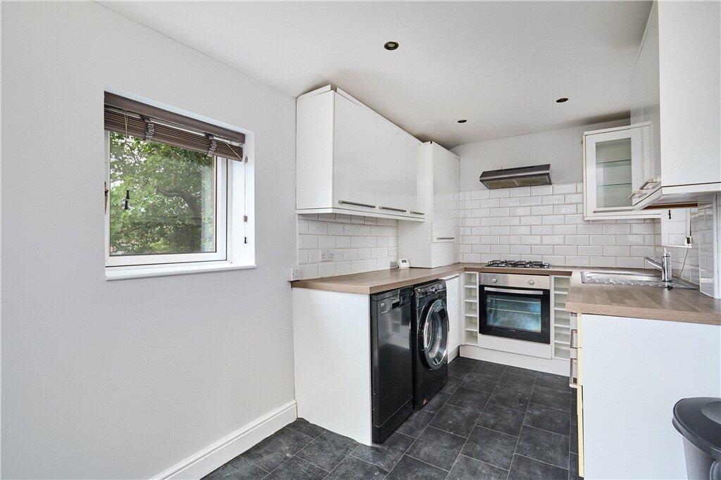 House in Bradford, Low Hill, Baildon - View 5