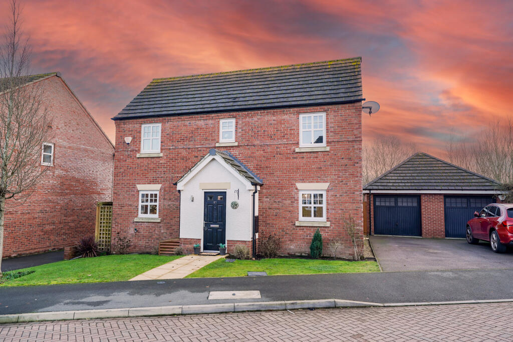 3-bed detached on St. Marys Way, Elmesthorpe, Leicester, Leicestershire, £300,000