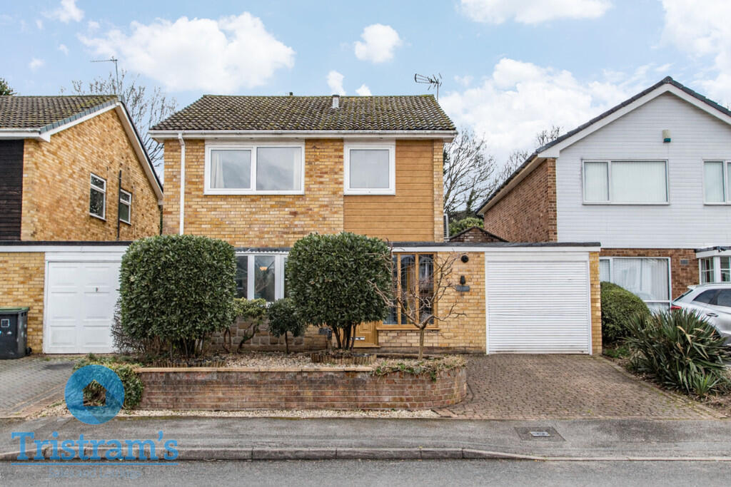 Main image of property: Appledore Avenue, Wollaton