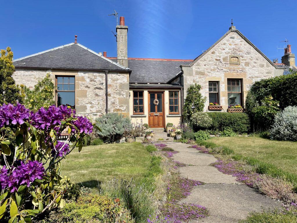 Main image of property: Harbour House, 40 Findhorn, Forres, Moray, IV36 3YE