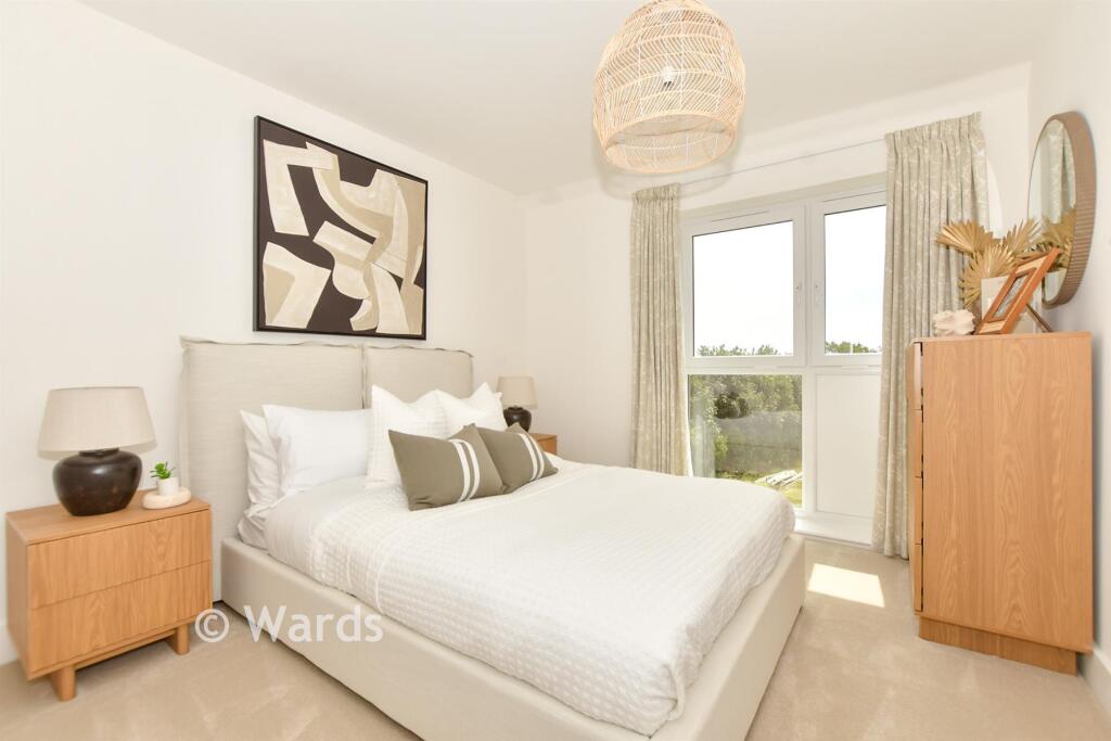 The Saltwood, Sutherland Park, Boundary Road, Hythe, Kent photo 3