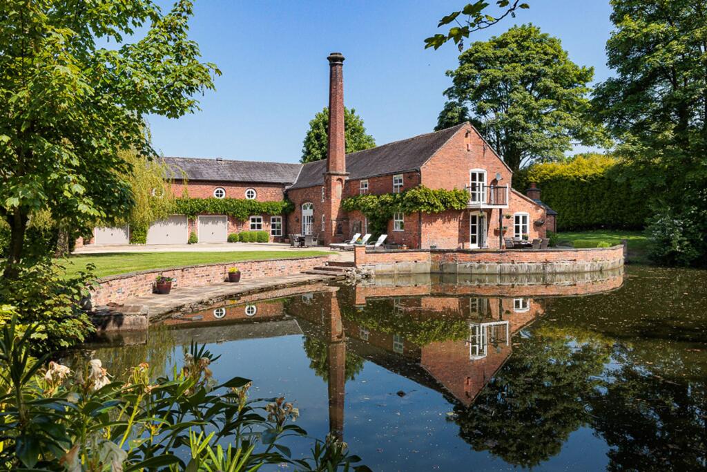 Main image of property: Brereton Park, Brereton, CW11