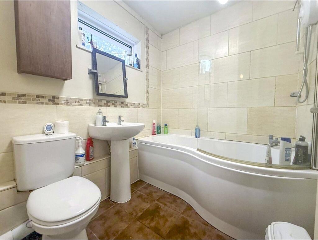 Additional image 4 of Farnborough Close, Redditch, Worcestershire, B98