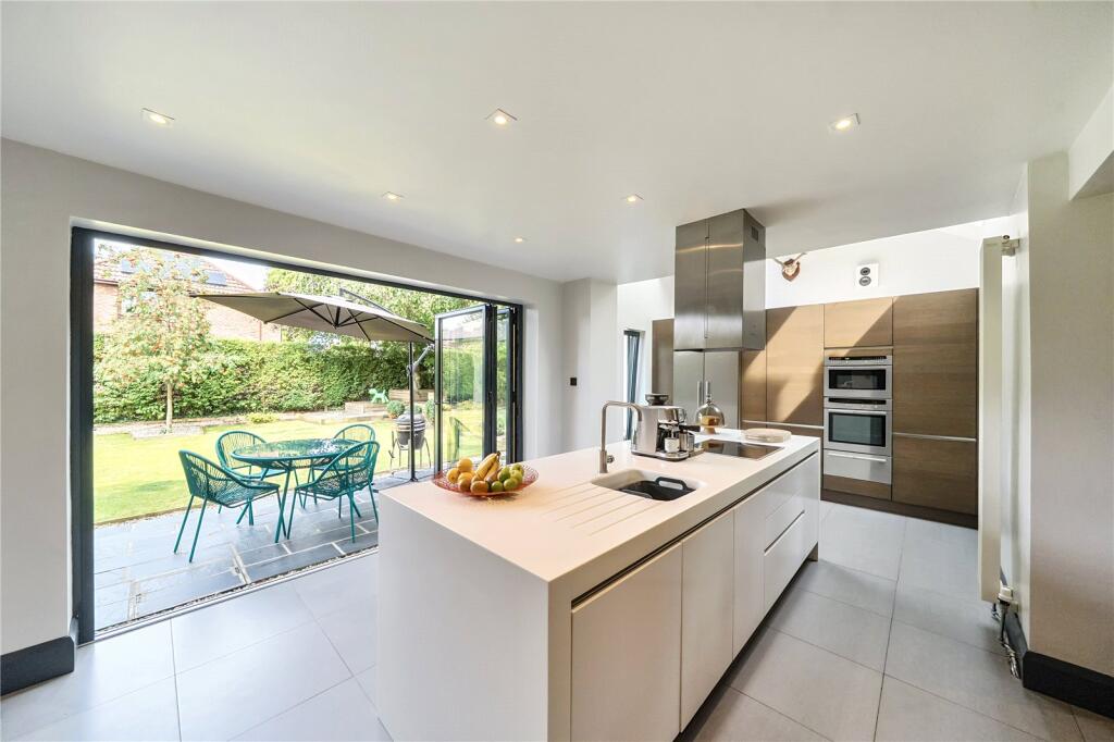 Garths End, Pocklington, York, YO42 photo 2