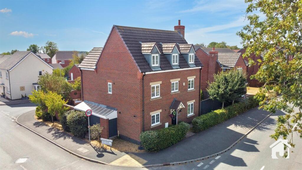 Main image of property: London Road, Markfield