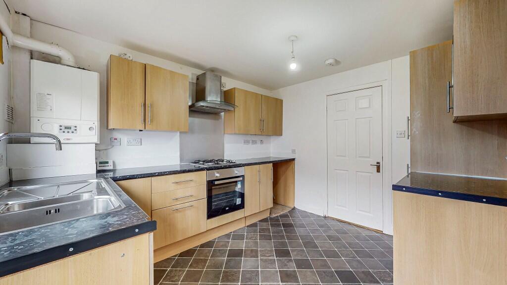 Russell Court, Kilmarnock, KA3 7QQ - 9