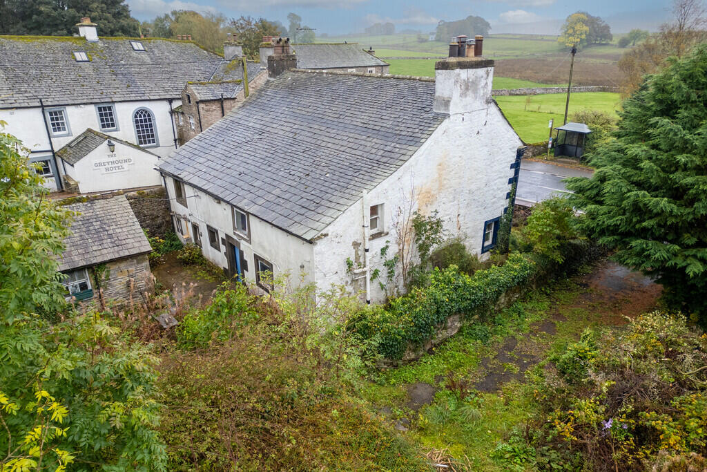 Lyndene, Shap photo 4