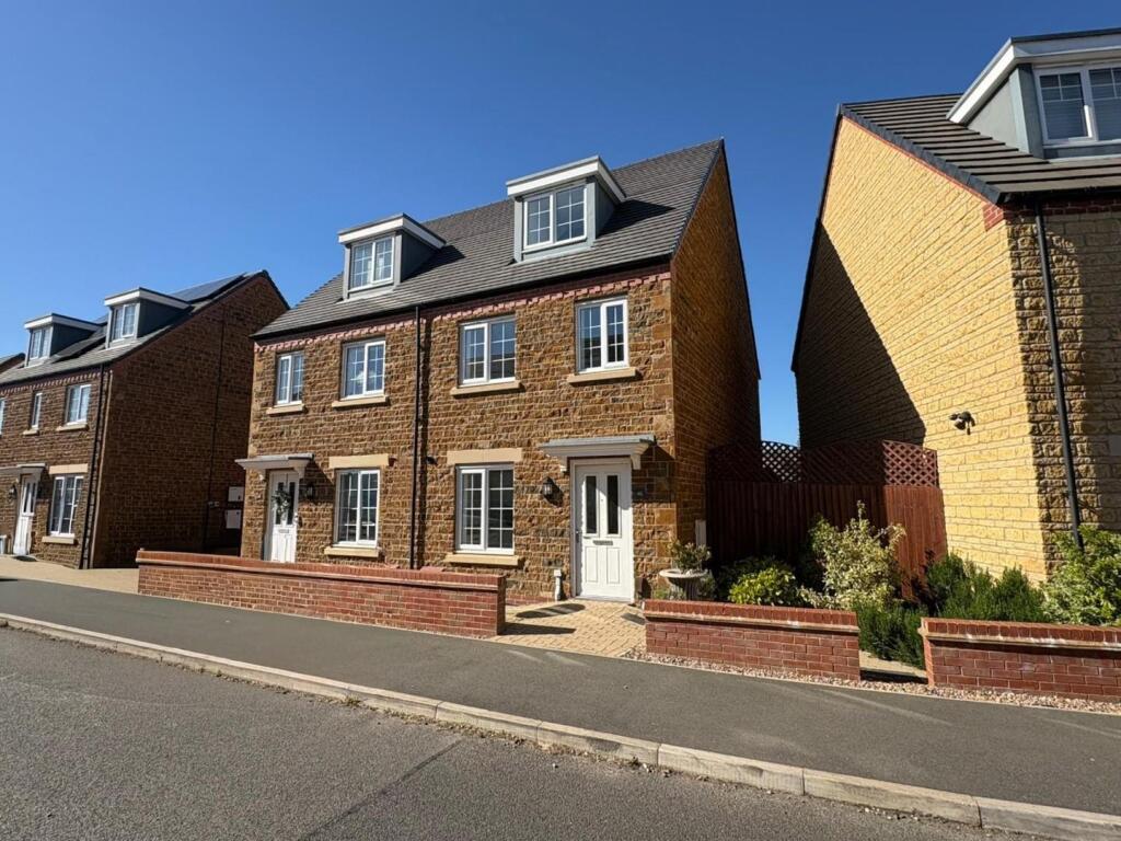 Main image of property: Dragonfly Way, Pineham Village, Northampton NN4