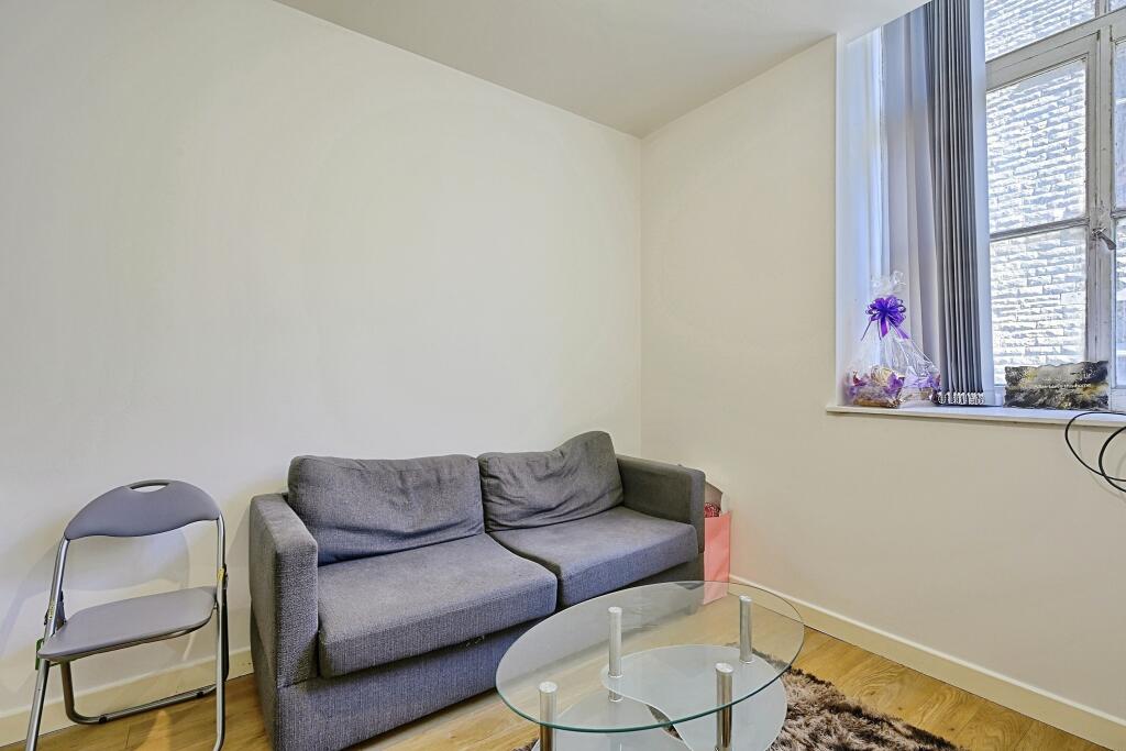 130 Sunbridge Road, Bradford, BD1 - View 3