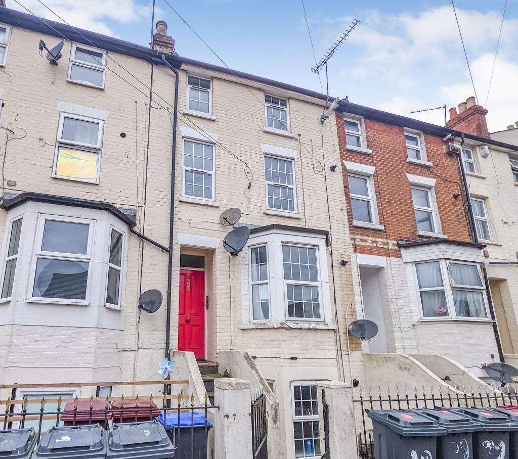 Flat 1, 22 George Street, Reading, RG1 7NT photo 2