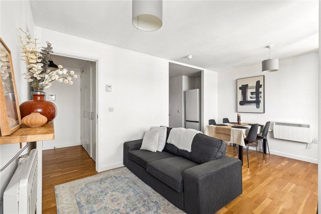 Main image of property: Drayton Park, London, N5