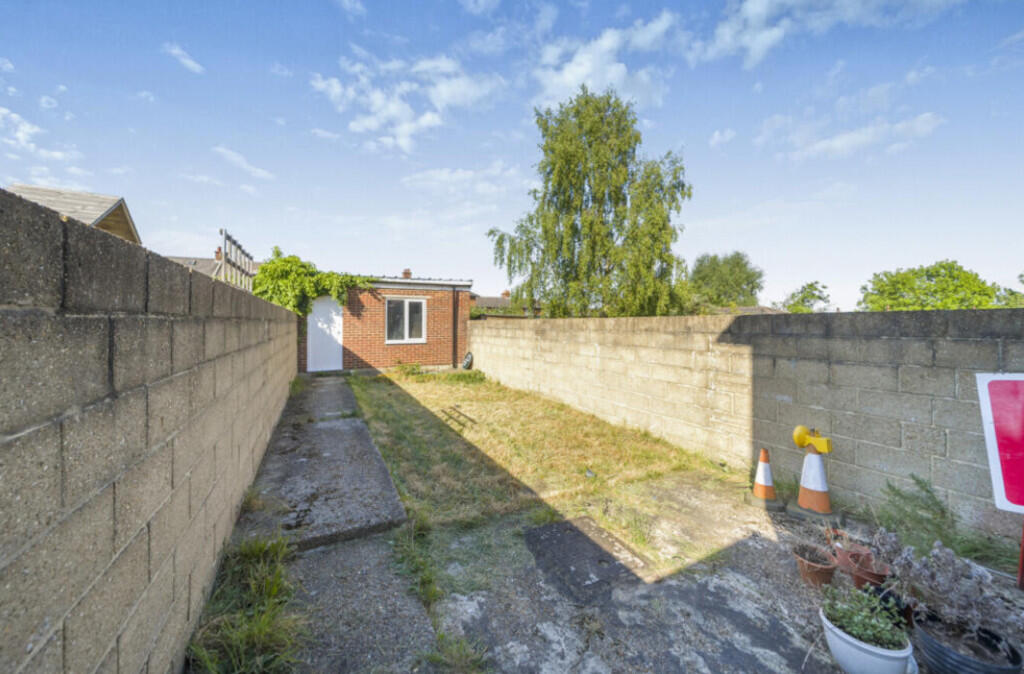 Property photo 11